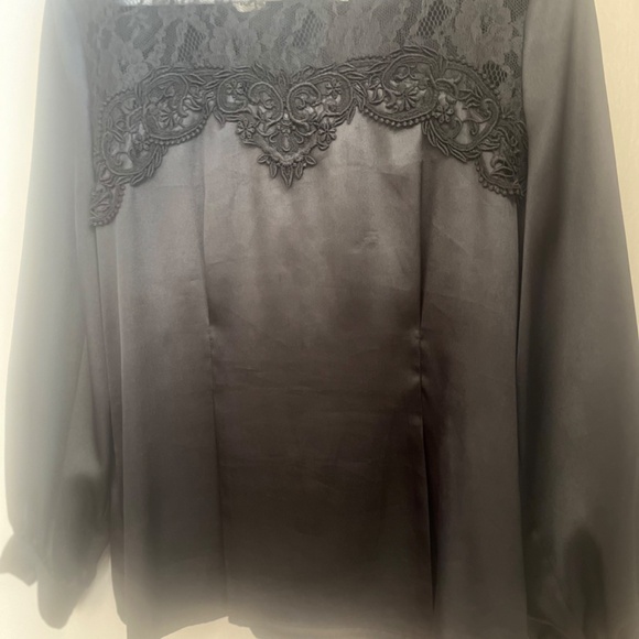 Vintage Nilani Romantic Black Button Down Back Blouse - Picture 2 of 12